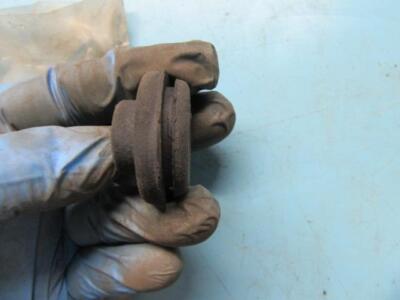 1 NOS AMC Jeep 3225627 Valve Cover Grommet