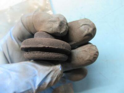 1 NOS AMC Jeep 3225627 Valve Cover Grommet