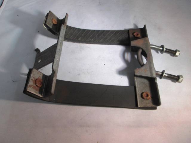 NOS MOPAR Fits 1974 Valiant Dart 8 Cylinder 3642356 Exhaust Hanger Support