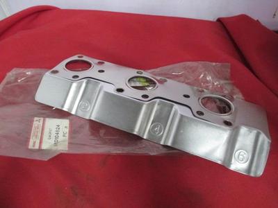 Exhaust Manifold Gasket 87-96 3.0L Engines NOS Mitsubishi MD104624