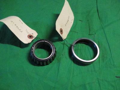 Automatic Transmission Extension Bearing Cup Fits 95 96 97 Set NOS MOPAR 4446689