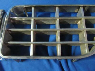 1963 Chrysler New Yorker Grill Nice Used MOPAR