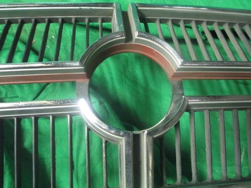 1969 69 Chrysler 300 Grill Good Used MOPAR 2898468