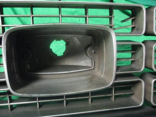 1974 74 Plymouth Duster Valiant Grill Assembly Good Used MOPAR 3691638