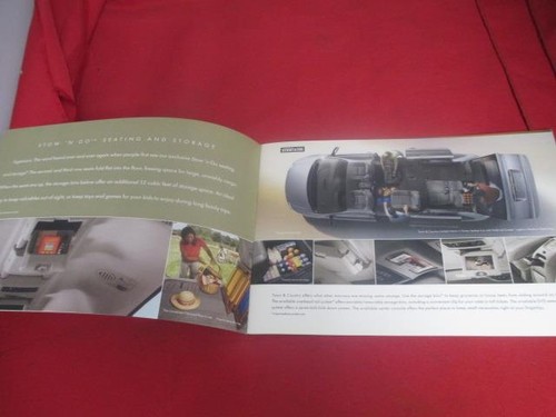 2005 Chrysler Town & Country Dealership Pamphlet