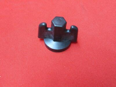 1-NOS Mopar 95-21 Jeep Dodge Chrysler Tail Light Lamp Wing Nut # 06507357AA