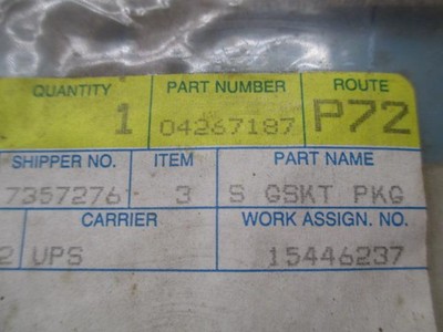 1-NOS Mopar 4267187 Cylinder Head Gasket