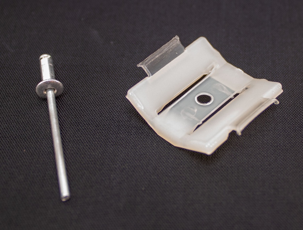 Side Molding Clip w/ Rivet - 67-68 F100 F250