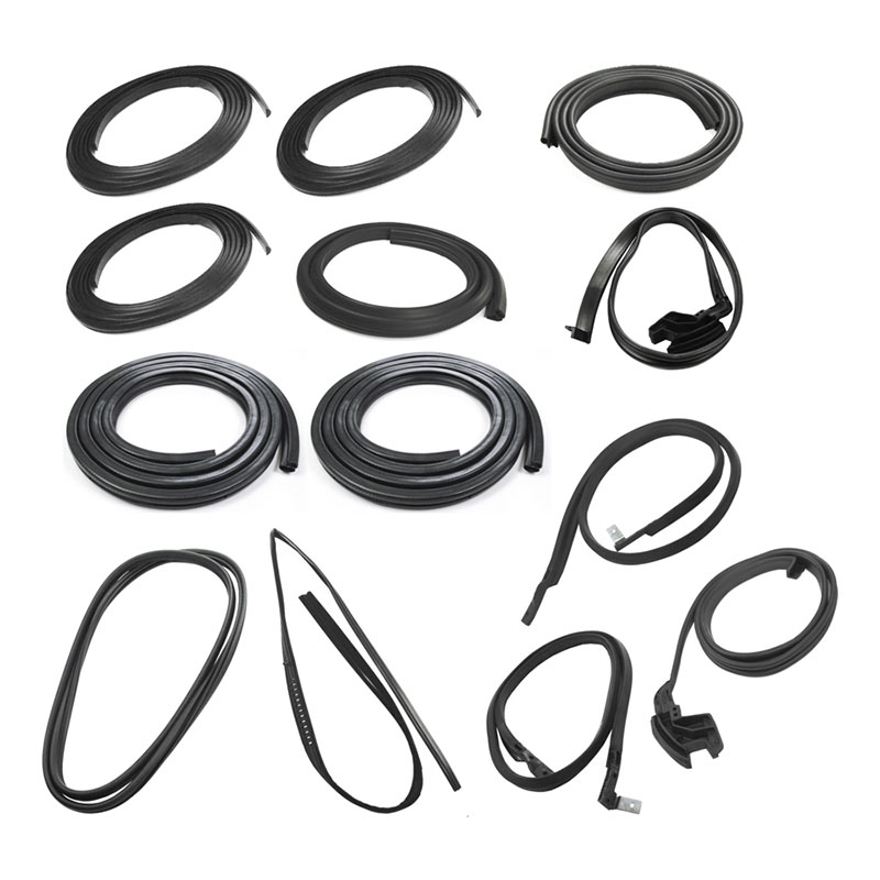 Weatherstrip Kit, Full, w/ Black Reveal Lock Strip (25pcs) - 81-85 Chevy GMC C/K Blazer Jimmy
