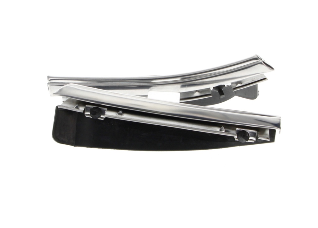 Rear Upper Fender Tip Moldings - LH/RH Pair - 68-72 Chevelle El Camino Monte Carlo