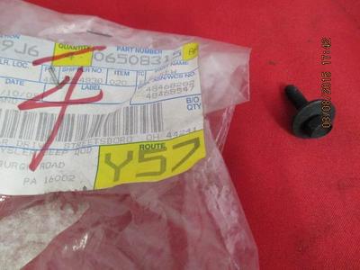 4 Right Front Bumper Cover Screws NOS MOPAR 6508315