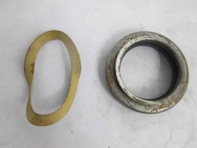 [0927-238-nos#m] 8 CYL TIMING COVER SEAL CHRYSLER DODGE PLYMOUTH  51 52 53 54 NOS MOPAR # 1450142