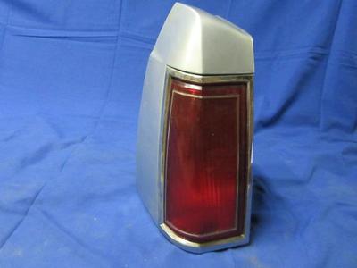 [4426-172-nos#f] 1985 Left Ford Tail Light Good Used