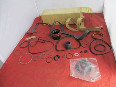 [1234-831-nos#m] A727 Major Repair Seal & Gasket Pkg Fits 67-76 Models NOS MOPAR T 7252PK 2808414