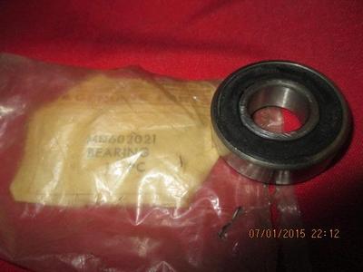[9695-952-nos#m] Ball Bearing NOS Mitsubishi MD602021