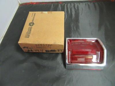 [1944-788-nos#m] 66 Plymouth Fury Station Wagon Tail Lamp Lense NOS MOPAR 2585024