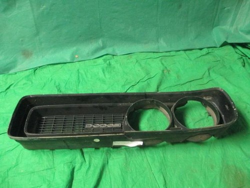 [5674-025-nos#m] 1971 71 Charger Drivers Side Grill Used MOPAR