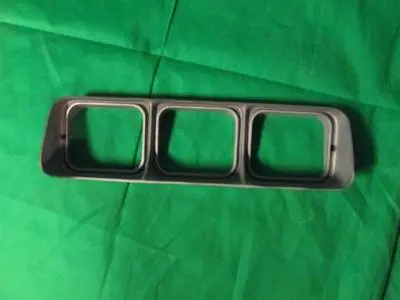 [1921-445-nos#m] 1974 74 Roadrunner Taillight Plastic Chrome Piece MOPAR