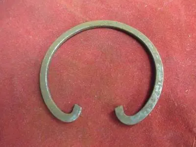 [4700-931-nos#m] 1957 58 SNAP RING STANDARD TRANSMISSION CASE NOS MOPAR 1736433