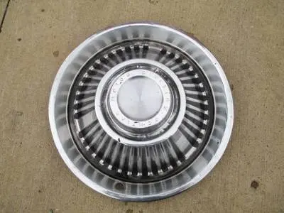 [5054-868-nos#m] 14 " INCH WHEEL COVER USED S MOPAR DODGE PLYMOUTH CHEVY FORD